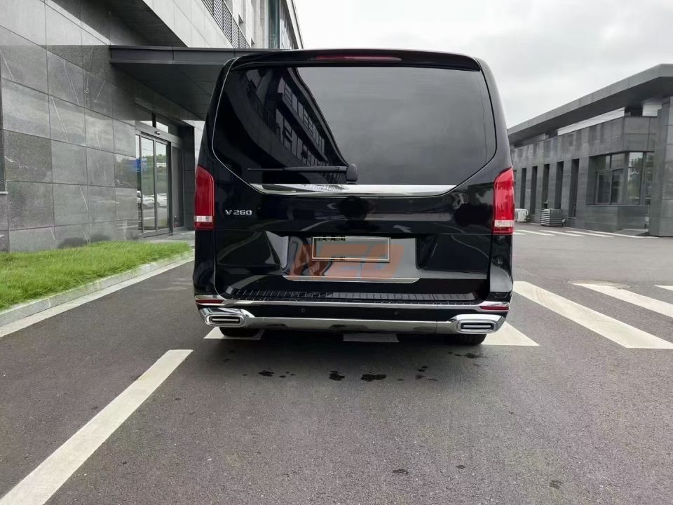 Mercedes-Benz Vito W447 (14+) için V-Class Maybach Body Kit