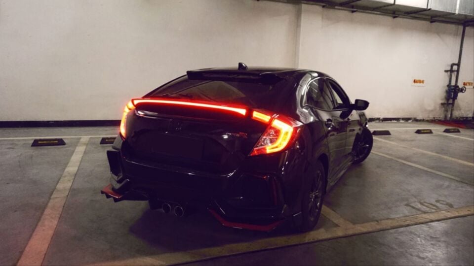 Honda Civic Hatchback FK7 2017-2021 Type R Kayar Sinyalli LED'li Tavan Spoyleri