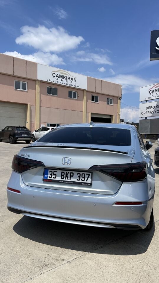 Honda Civic FE1 2022+ İnce Tip Bagaj Spoyleri Piano Black