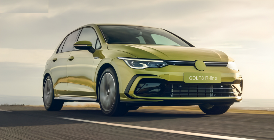 Volkswagen Golf 8 (Mk8) R-Line Ön Tampon ve LED'li Panjur Seti