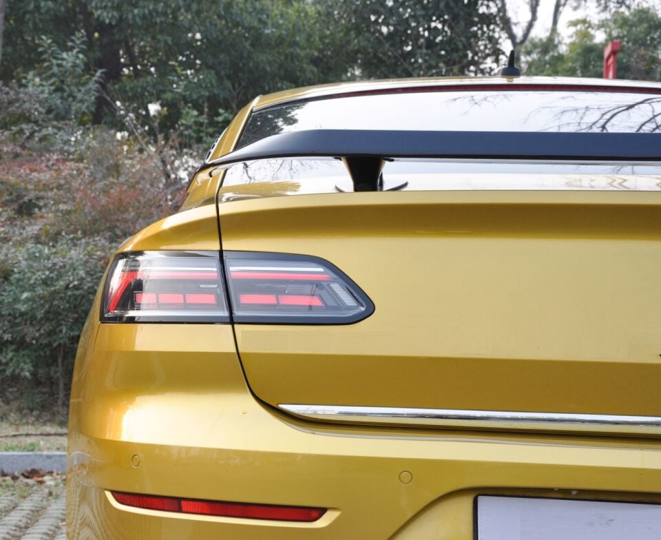 Volkswagen Arteon (17-20) için 2021+ Makyajlı Kasa Dinamik LED Stop Takımı