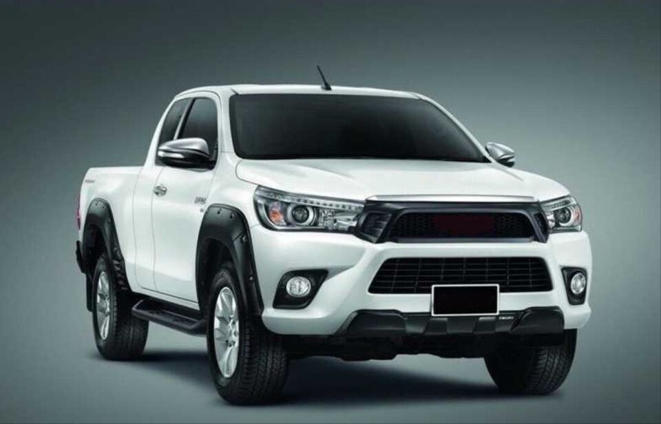 Toyota Hilux Revo TRD Ön Panjur (2016-2020)