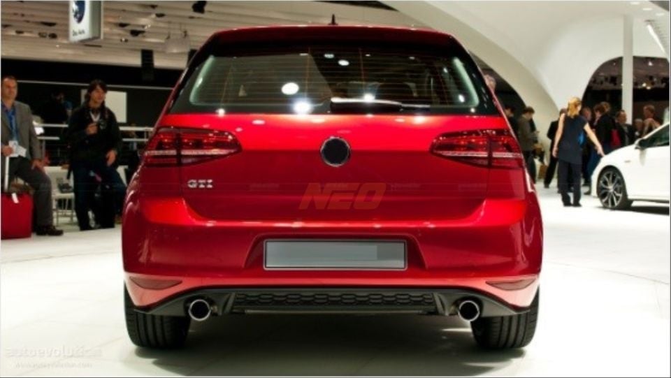 Volkswagen Golf 7 Standart 2013-2017 GTI Arka Difüzör ve Egzoz Ucu Seti