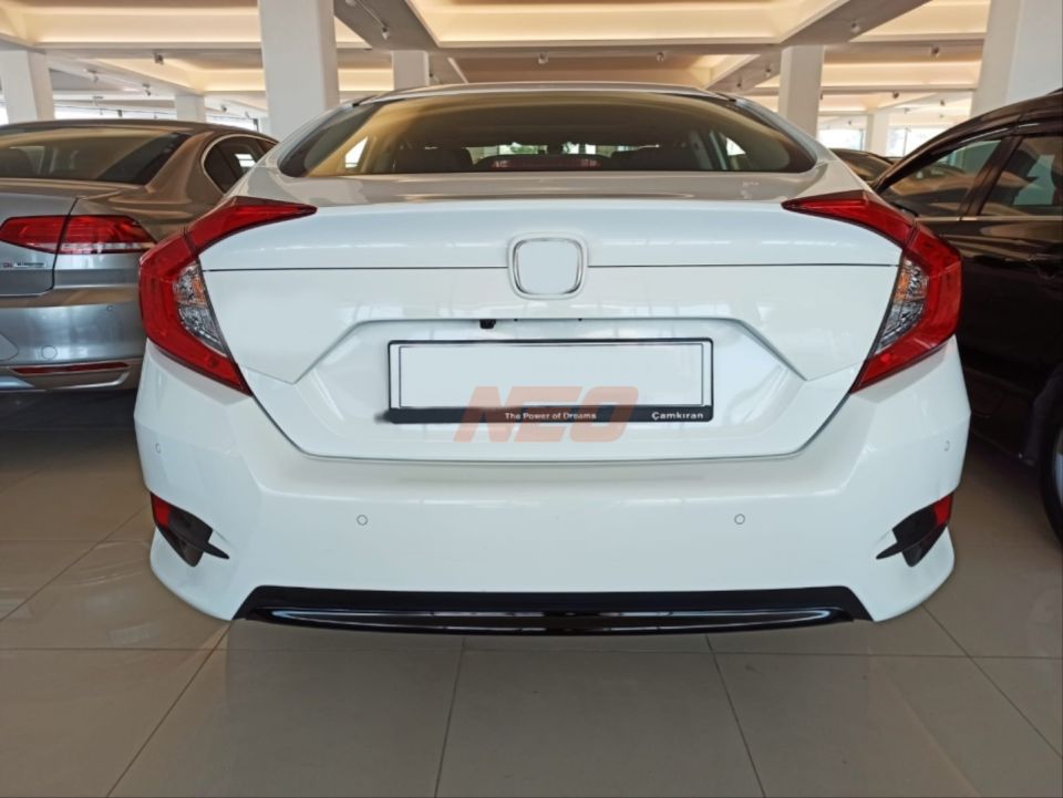 CIVIC FC5 2016-2020 IÇIN UYUMLU ARKA TAMPON ALT CITA PIANO BLACK