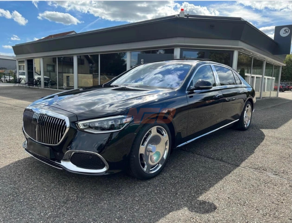 Mercedes E Serisi W213 Makyajlı (20+) Maybach Full Body Kit Seti