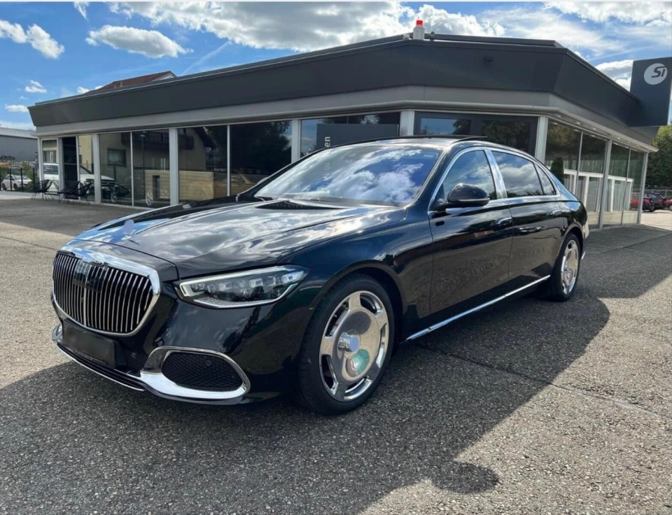 Mercedes E Serisi W213 Makyajlı (20+) Maybach Full Body Kit Seti