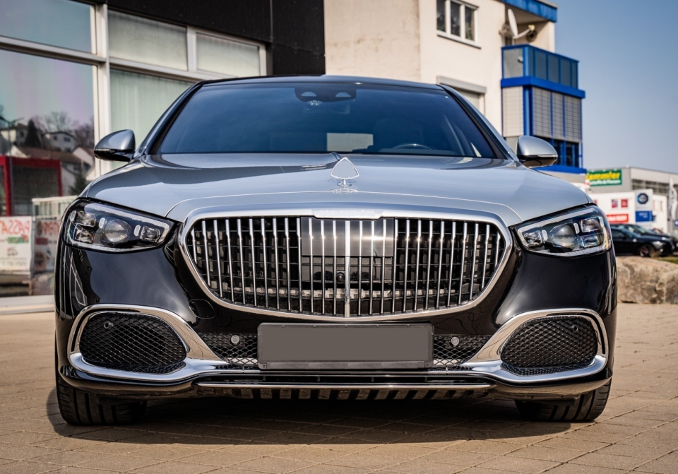 Mercedes E Serisi W213 Makyajlı (20+) Maybach Full Body Kit Seti