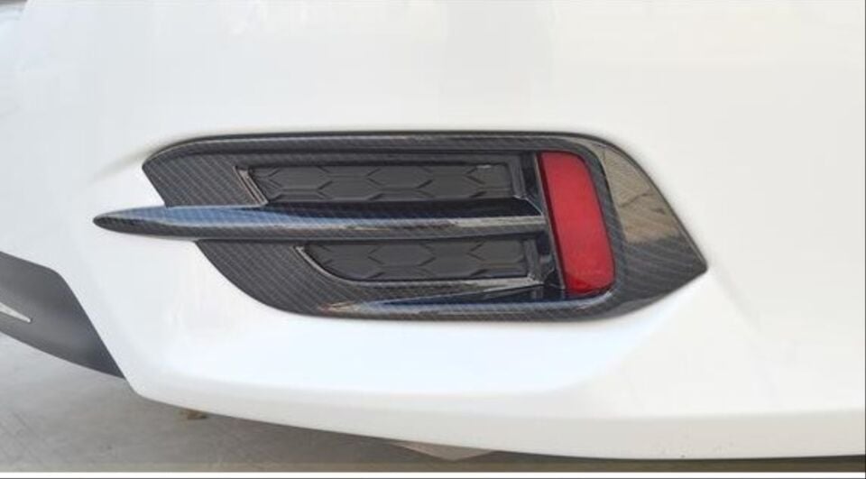 Honda Civic FC5 Arka Tampon Reflektör Çerçevesi Karbon Kaplama