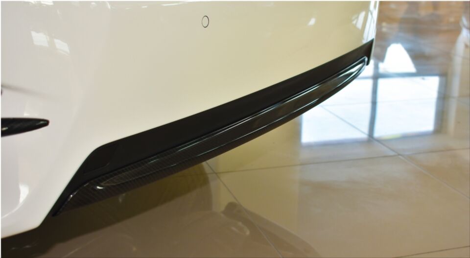 Honda Civic FC5 Sedan Arka Tampon Alt Lip Çıtası Karbon