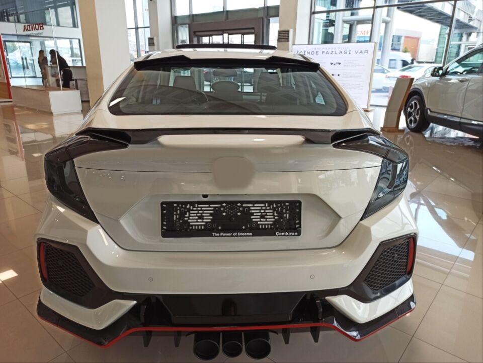 Honda Civic FC5 Sedan V Arka Cam Üstü Spoyler Piano Black