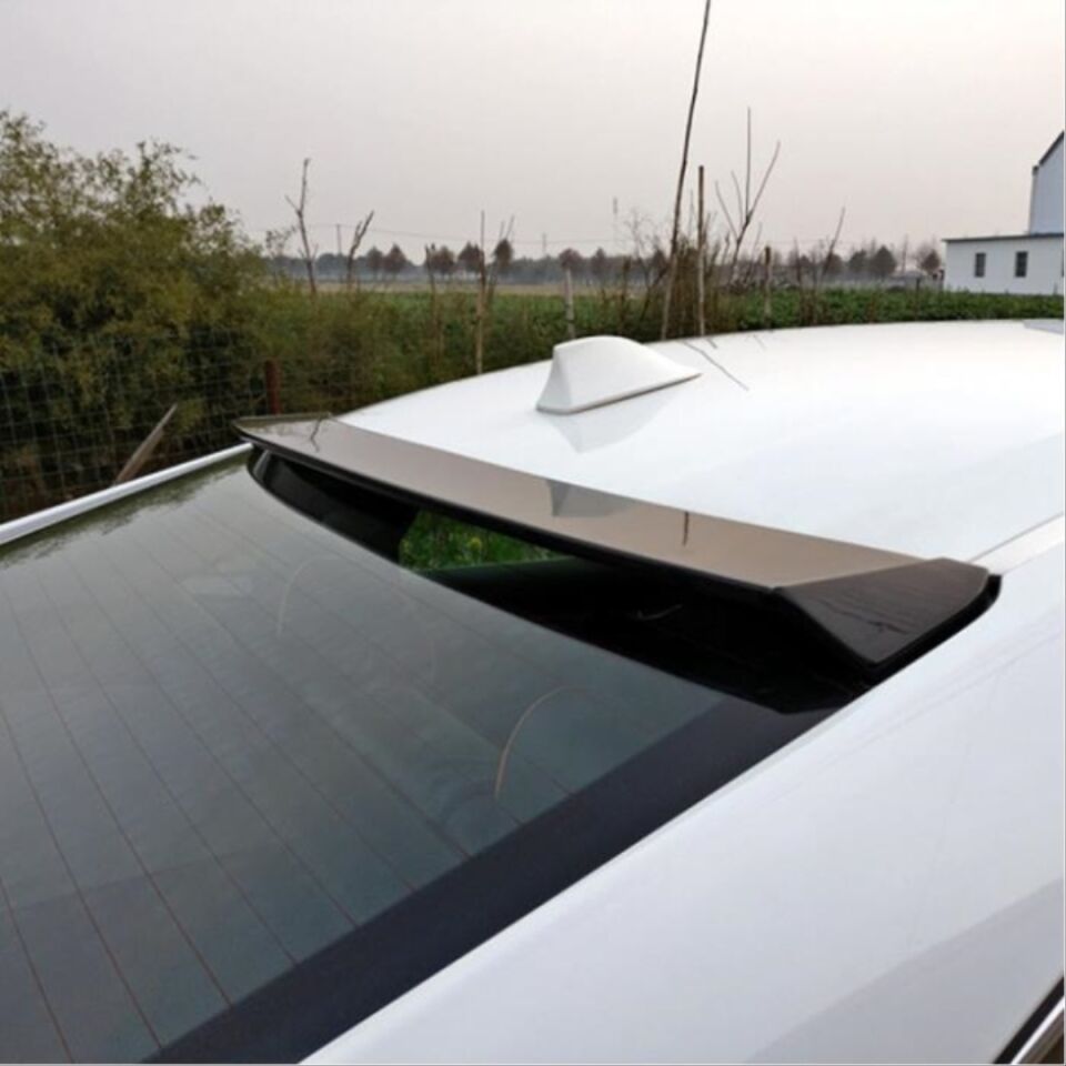 Honda Civic FC5 Sedan Düz Arka Cam Üstü Spoyler Piano Black