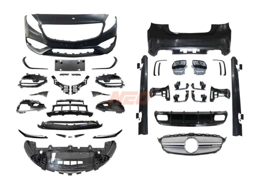 Mercedes A Serisi W176 (13-18) için A45 AMG Full Body Kit Seti