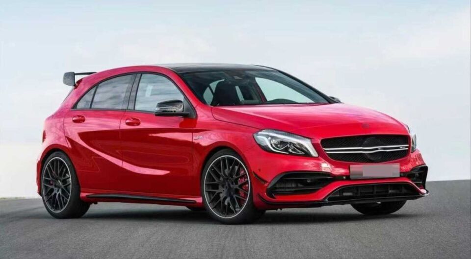 Mercedes A Serisi W176 (13-18) için A45 AMG Full Body Kit Seti