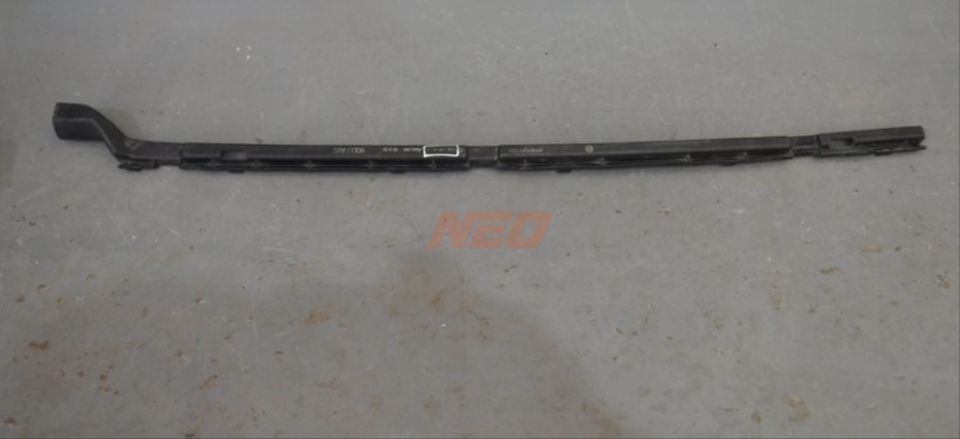 Mercedes GLA X156 AMG Sol Ön Marşpiyel Braketi 1566980114