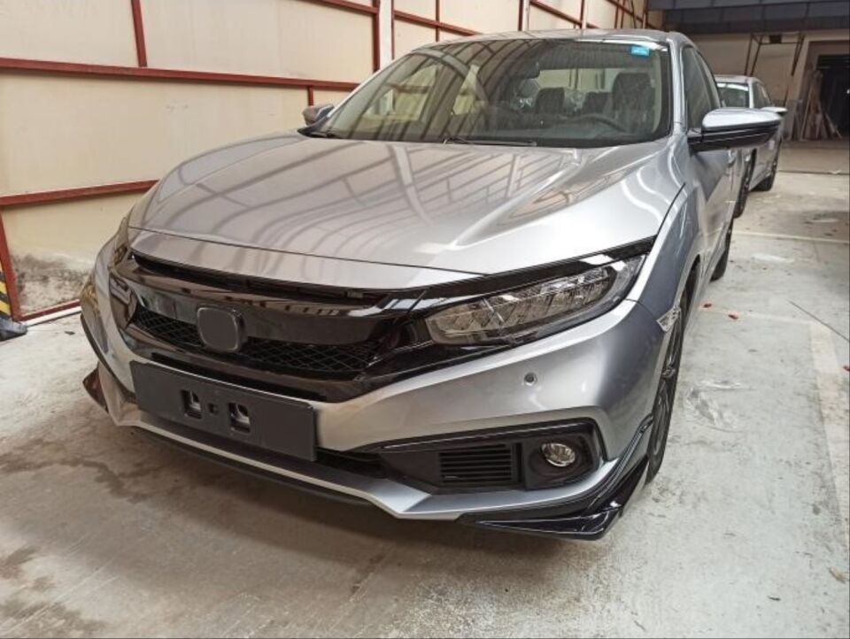 Honda Civic FC5 Makyajlı Kasa Modulo Ön Tampon Eki (Boyasız)