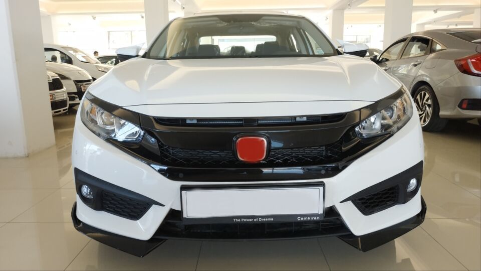 Honda Civic FC5 Makyajsız Kasa Ön Tampon Köşe Flapları Piano Black