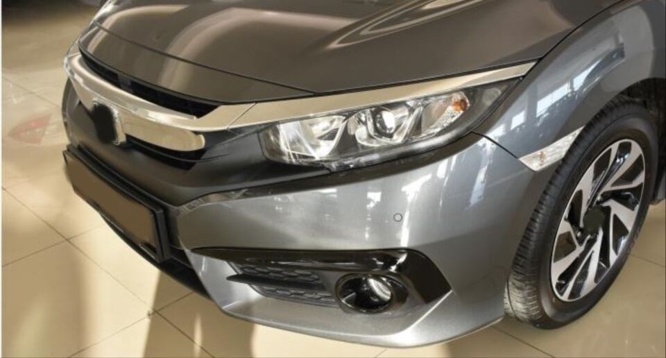 Honda Civic FC5 Makyajsız Kasa Sis Farı Kaşı Kırmızı Şeritli Piano Black