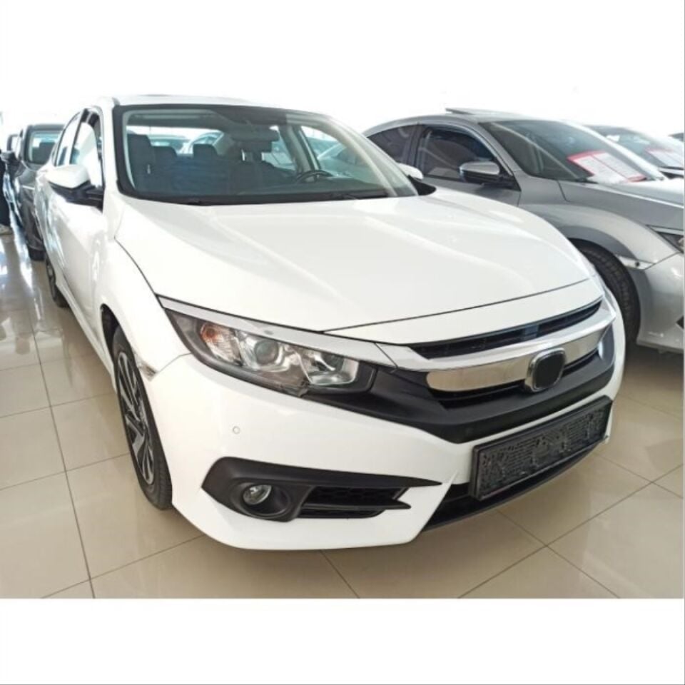 Honda Civic FC5 Ön Tampon Sis Farı Orta Çıtası Karbon