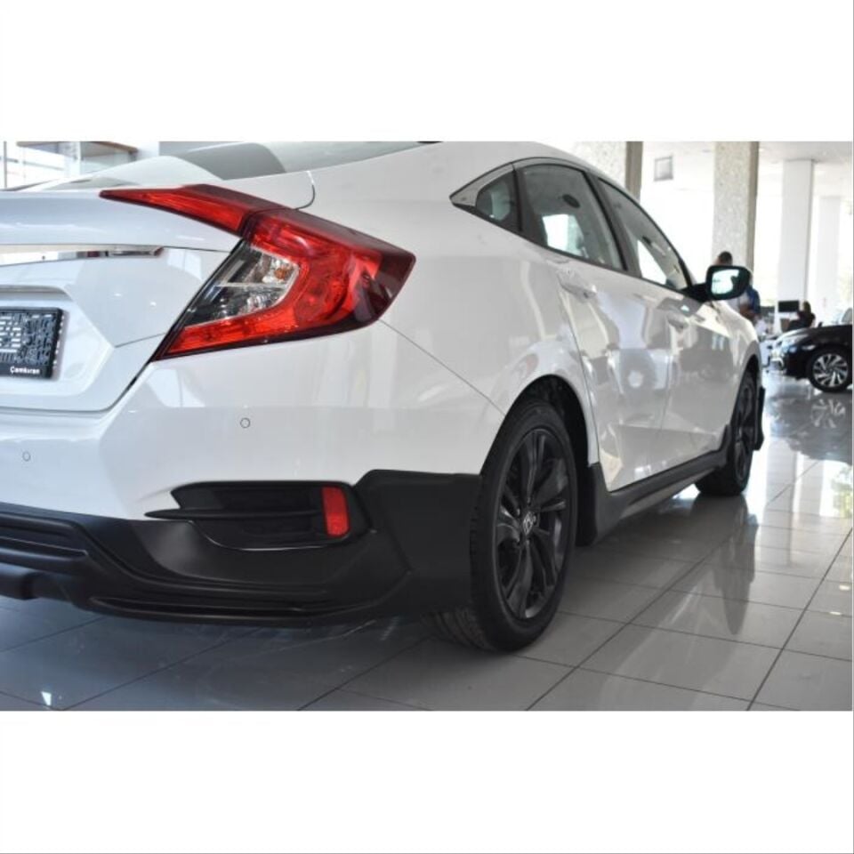 Honda Civic FC5 Sedan Turbo Arka Tampon Eki (Boyasız)