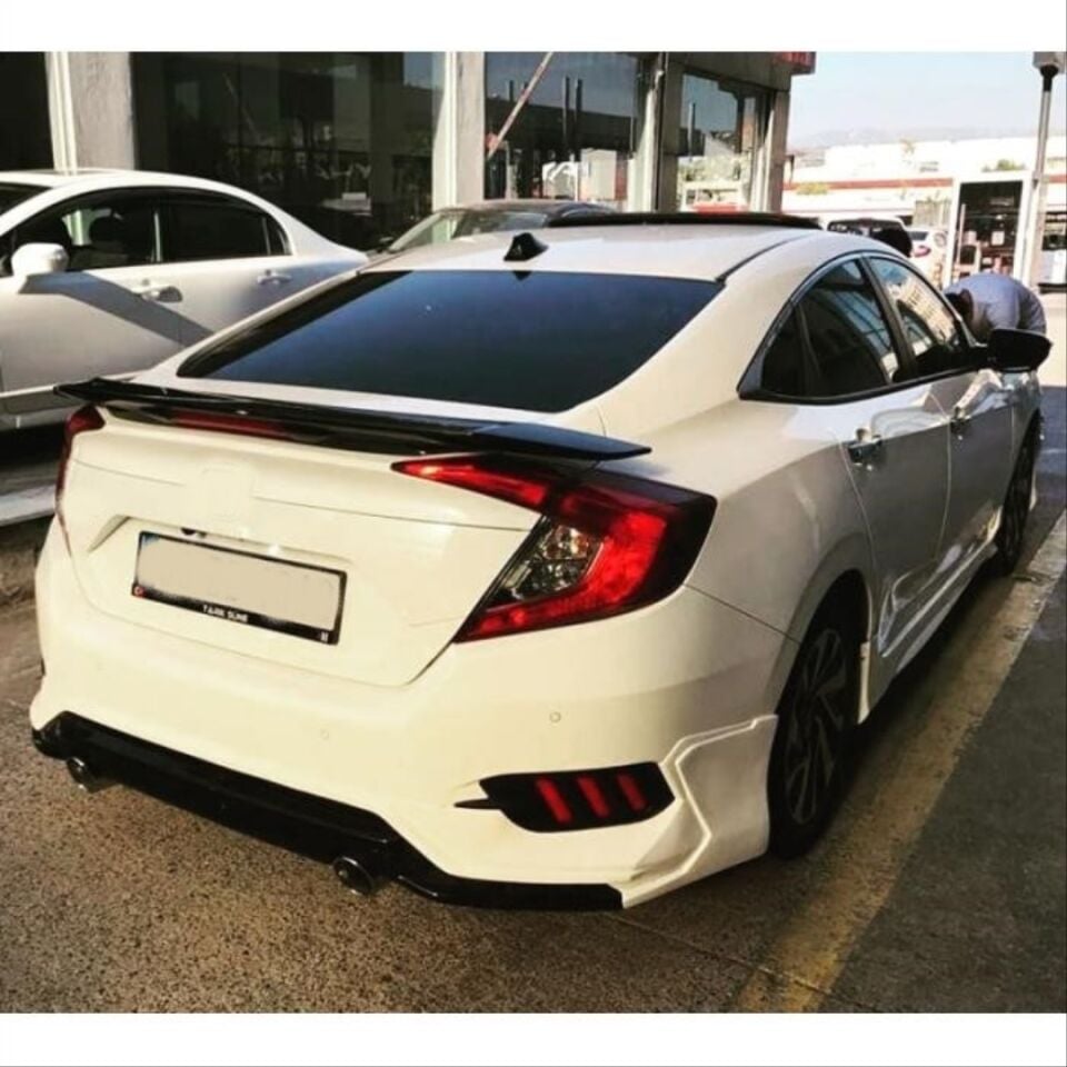 Honda Civic FC5 Sedan Turbo Arka Tampon Eki (Boyasız)