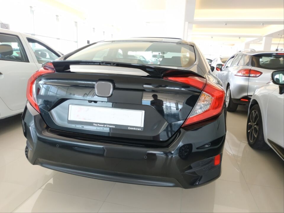 Honda Civic FC5 V Bagaj Spoiler Piano Black