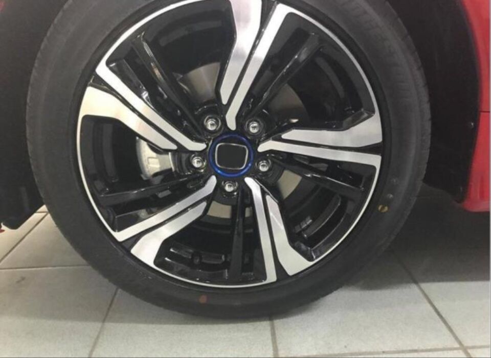 Honda Civic FC5/FK7 2016-2021 Kırmızı Jant Göbek Çemberi Seti (4 Parça)