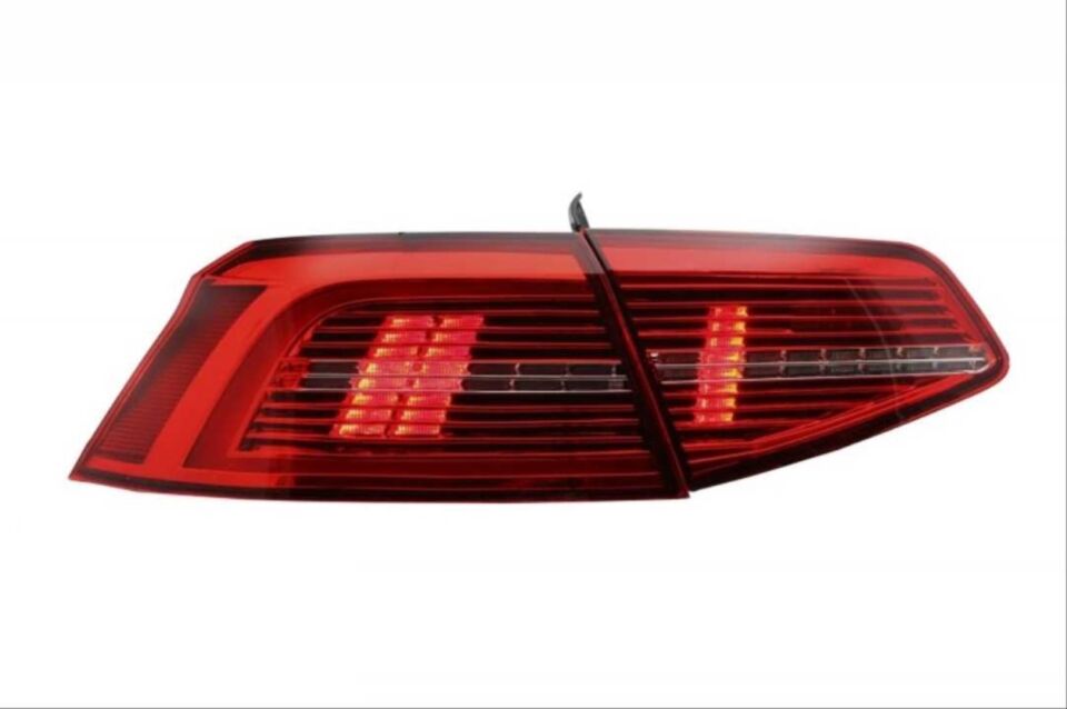 VW Passat B8 Highline Kayar Sinyalli LED Stop Takımı