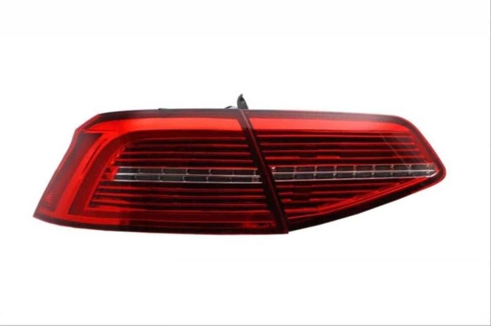 VW Passat B8 Highline Kayar Sinyalli LED Stop Takımı